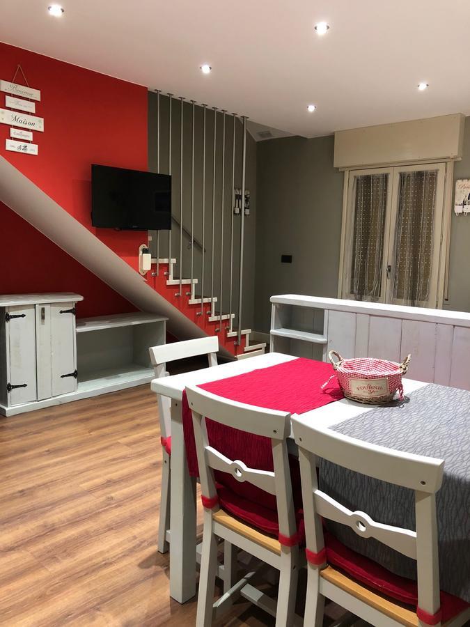 Apartamentos El Rincón de Andrea II Biescas  Exterior foto